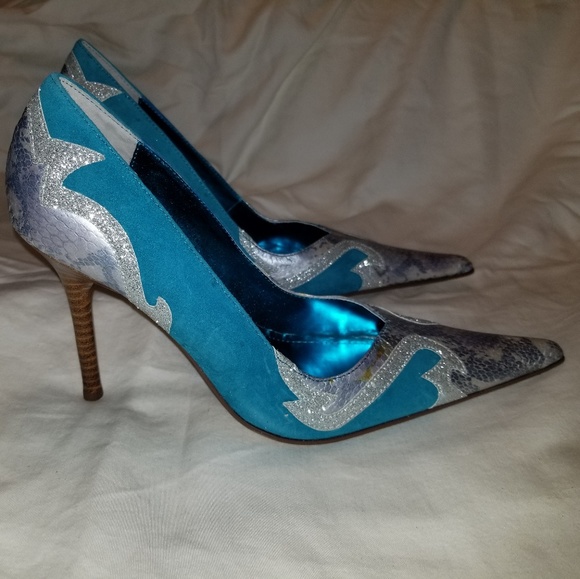 Steven Madden Madamme Blue Silver Snakeskin Pumps - Picture 6 of 6